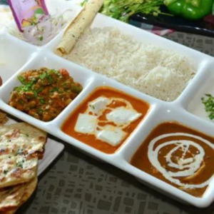 Veg Deluxe Thali