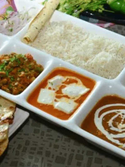 Veg Deluxe Thali