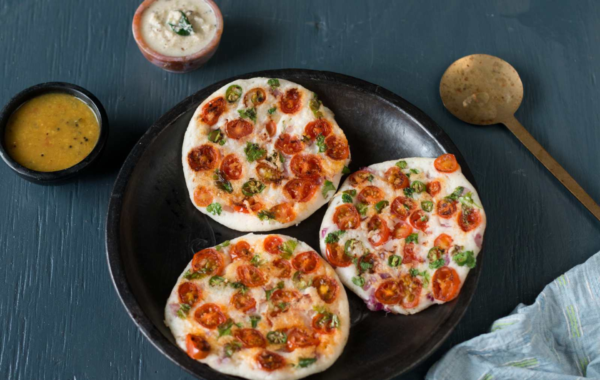 Onion Tomato Uttapam